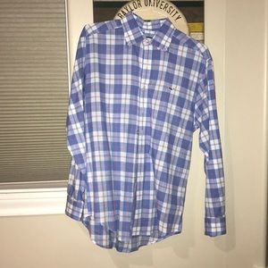 Vineyard Vines button down collared shirt